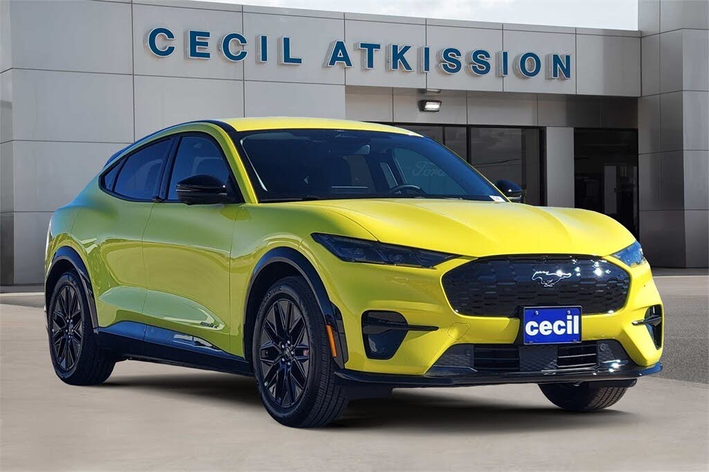 2025 Ford Mustang Mach-E Premium RWD