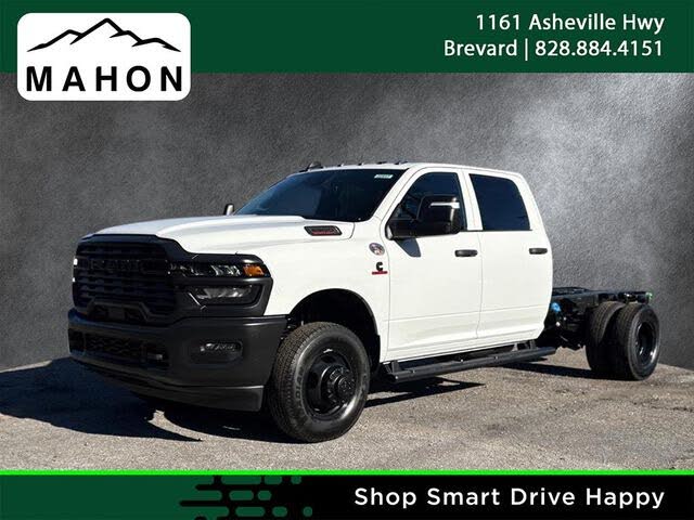 2026 RAM 3500 Chassis Tradesman Crew Cab LB DRW 4WD