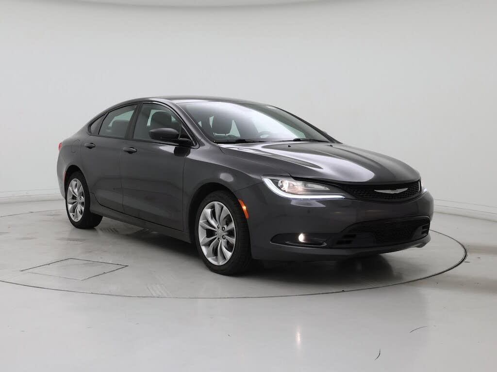 2015 Chrysler 200 S Sedan AWD