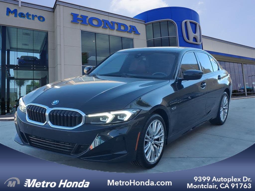 2023 BMW 3 Series 330e Hybrid Plug-in RWD