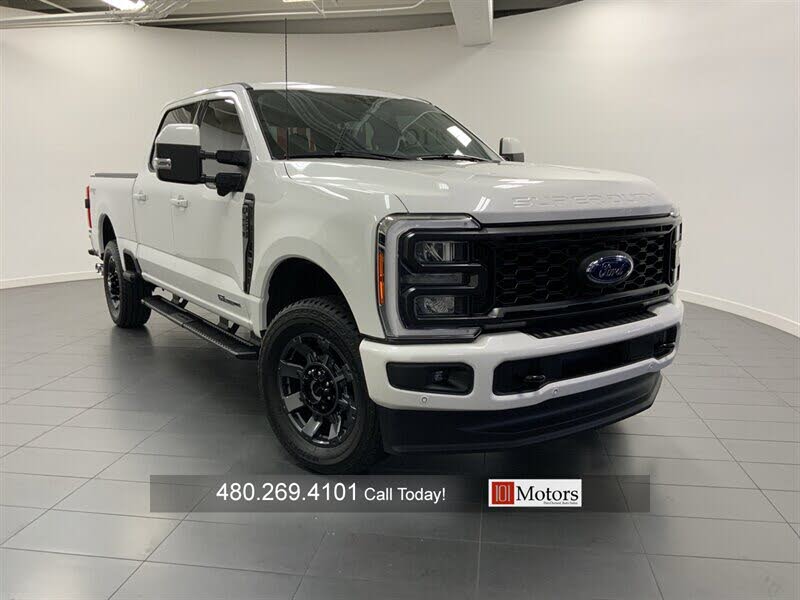 2023 Ford F-250 Super Duty Lariat Crew Cab 4WD