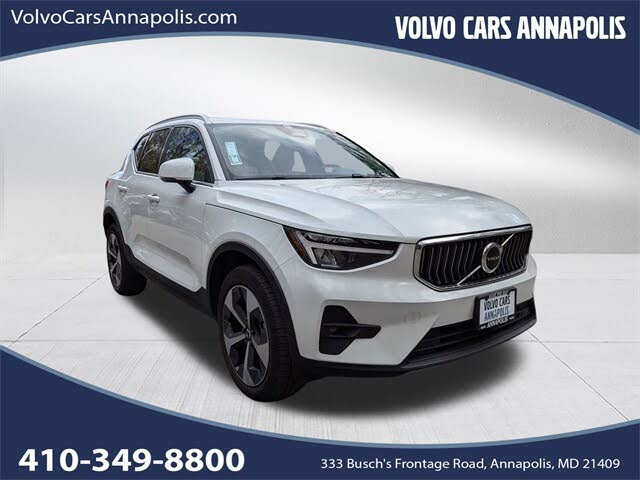 2023 Volvo XC40 B5 Plus Bright Theme AWD