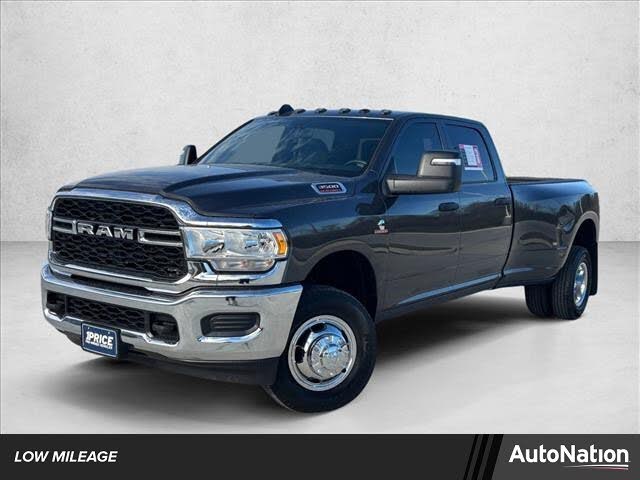2024 RAM 3500 Tradesman Crew Cab LB DRW 4WD