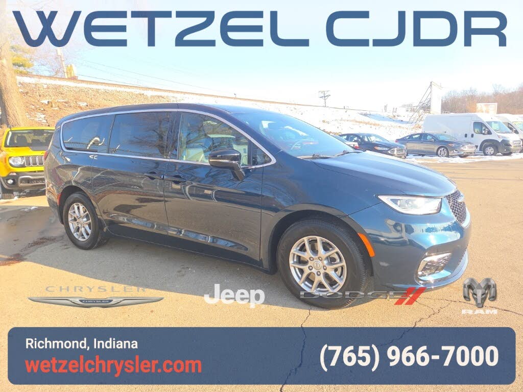 2025 Chrysler Pacifica Select FWD
