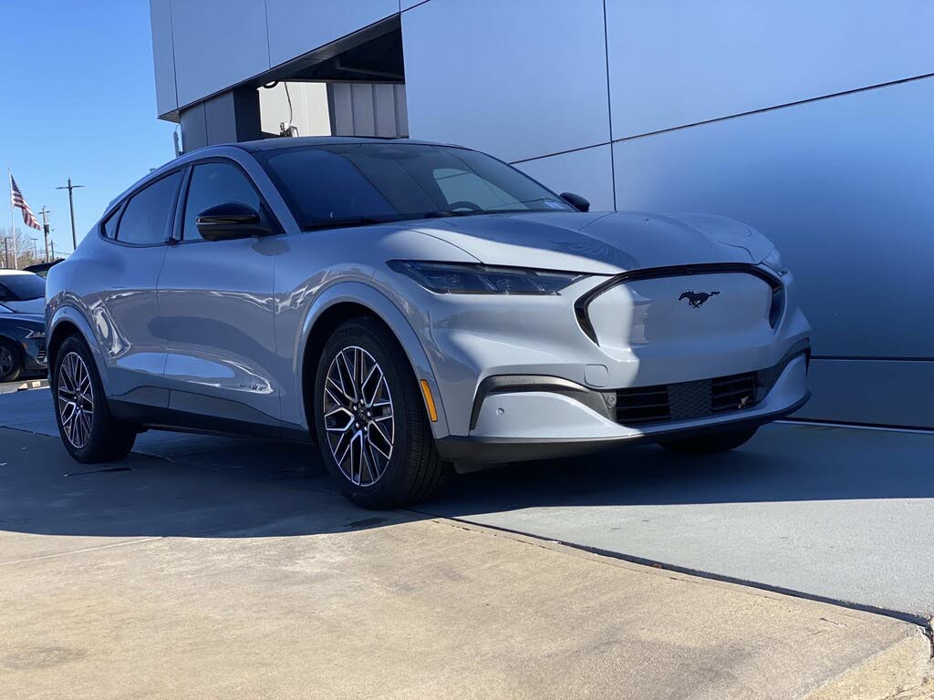 2025 Ford Mustang Mach-E Premium RWD