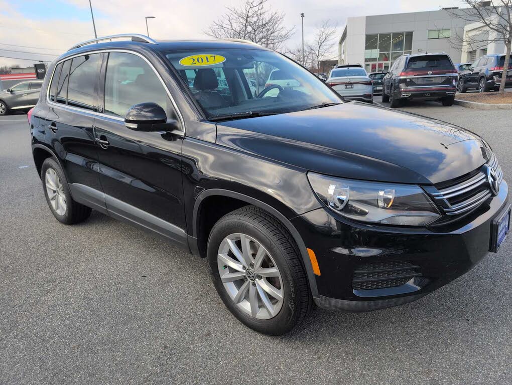 2017 Volkswagen Tiguan Wolfsburg 4Motion
