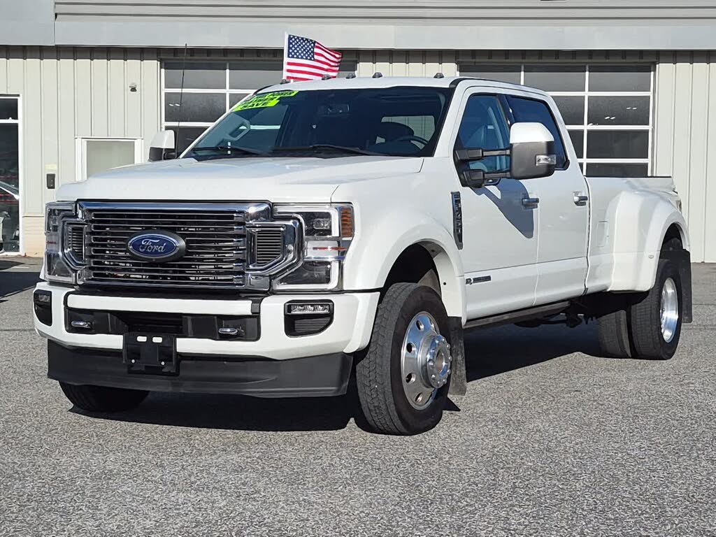 2022 Ford F-450 Super Duty Limited Crew Cab LB DRW 4WD