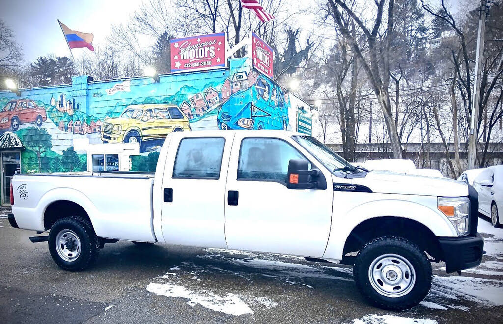 2016 Ford F-250 Super Duty XL Crew Cab LB 4WD