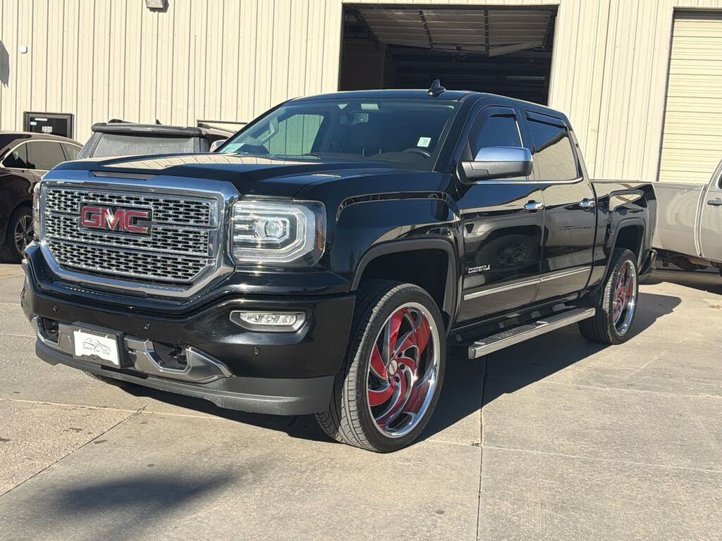 2016 GMC Sierra 1500 Denali Crew Cab 4WD