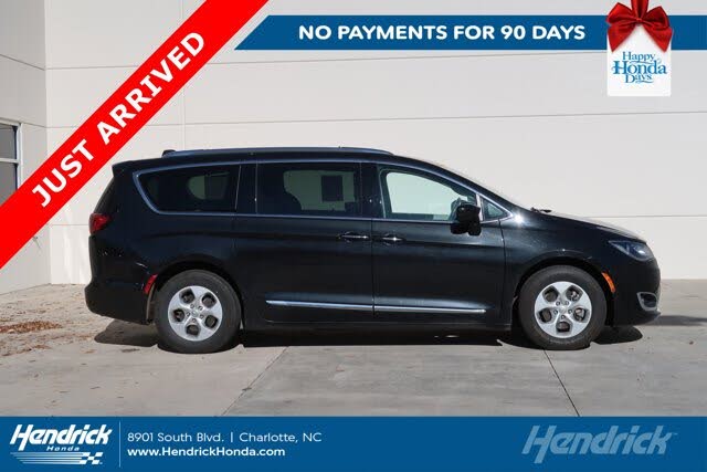 2017 Chrysler Pacifica Touring L Plus FWD