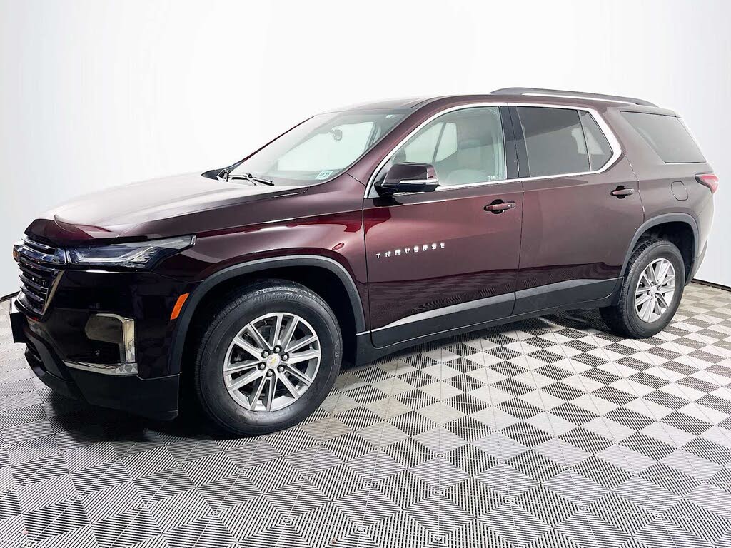 2023 Chevrolet Traverse LT Cloth AWD
