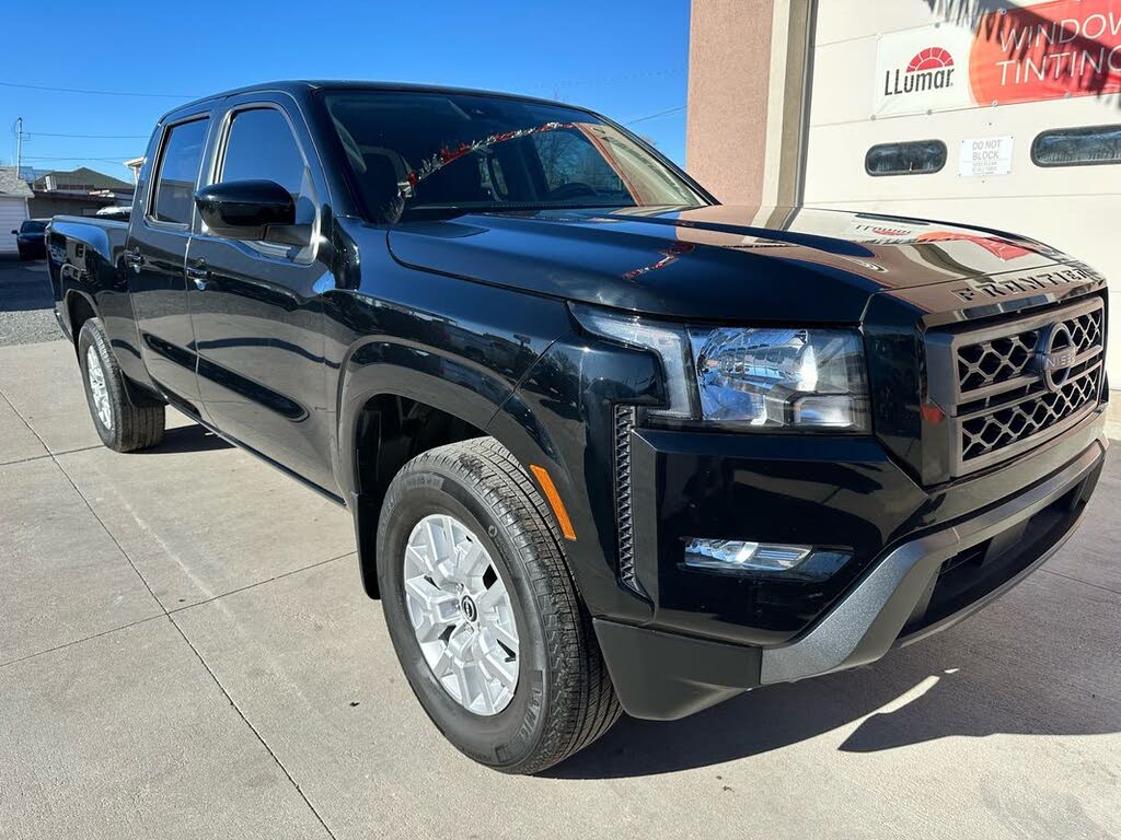 2023 Nissan Frontier SV Crew Cab LB 4WD