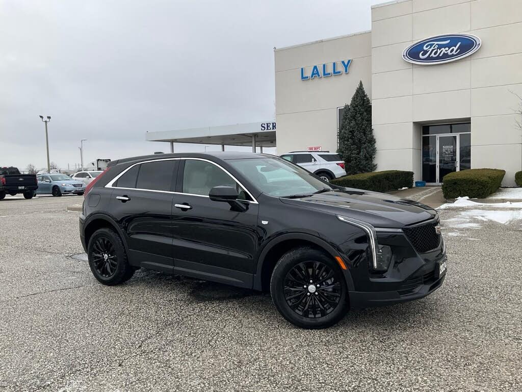 Cadillac XT4 Luxury FWD 2024