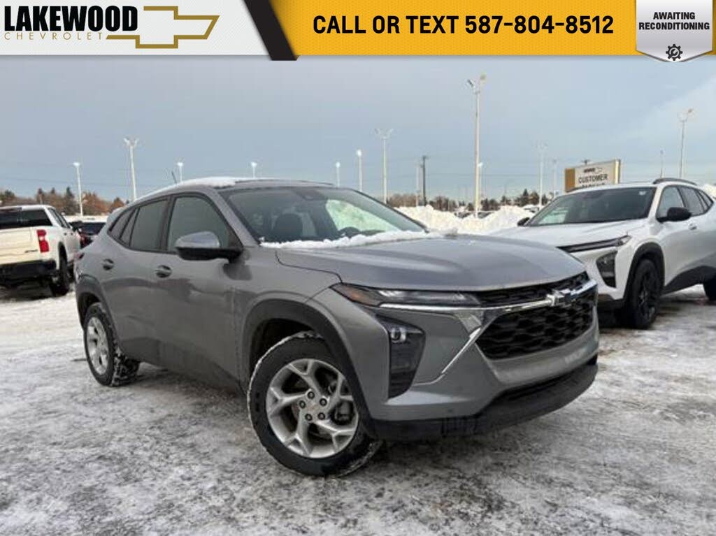 2025 Chevrolet Trax LS FWD