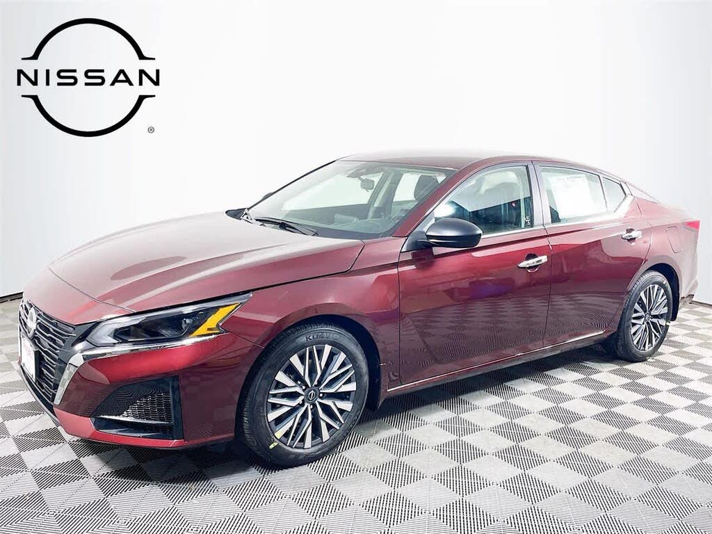 2025 Nissan Altima 2.5 SV FWD