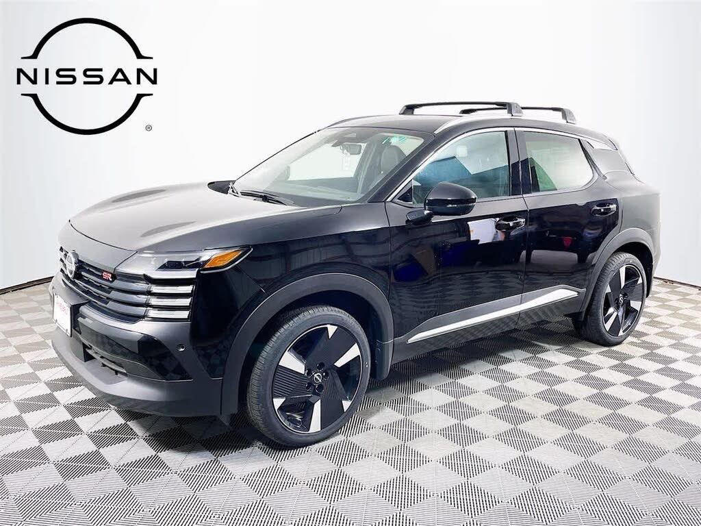 2025 Nissan Kicks SR AWD