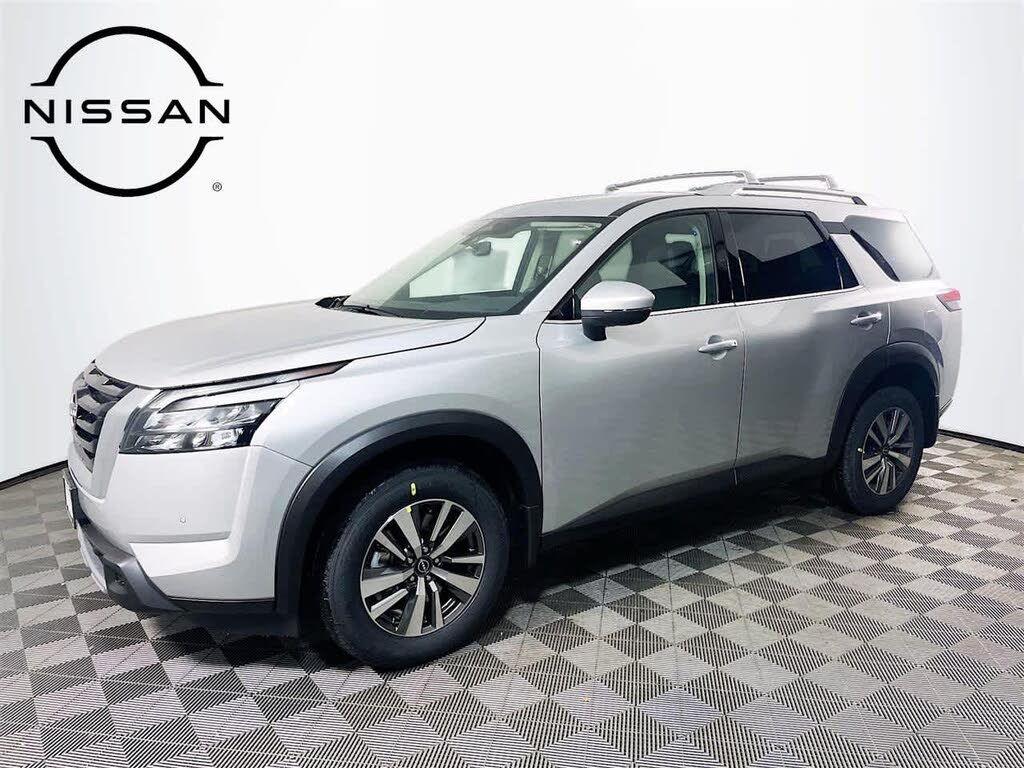 2025 Nissan Pathfinder SL 4WD