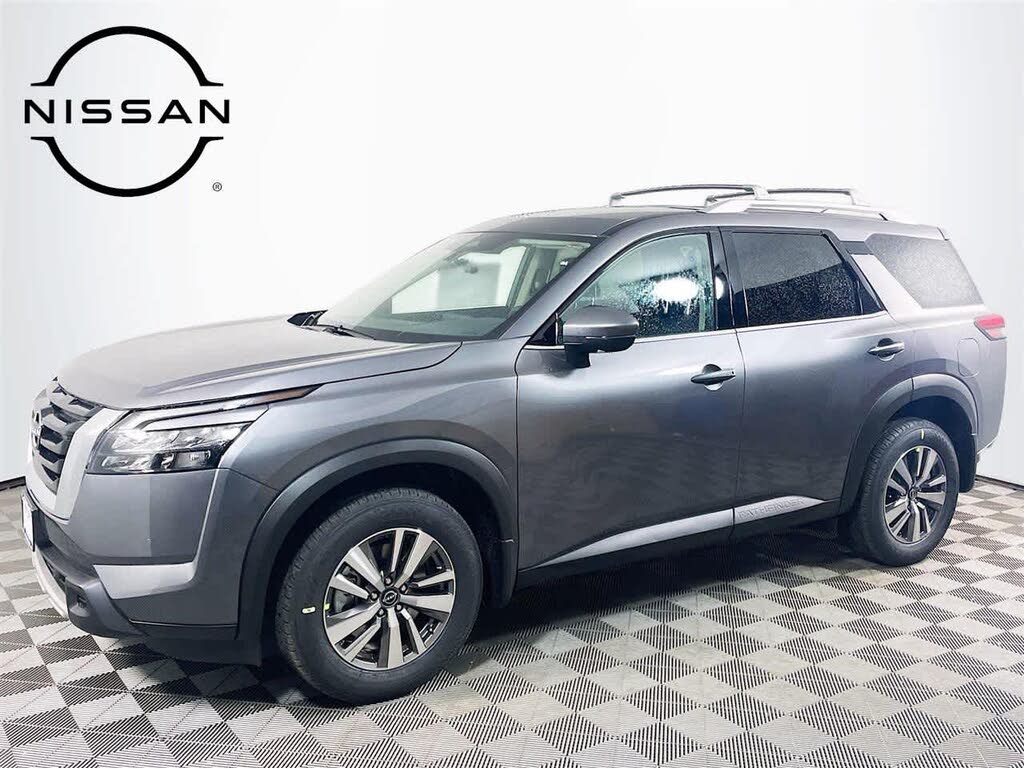 2025 Nissan Pathfinder SL 4WD
