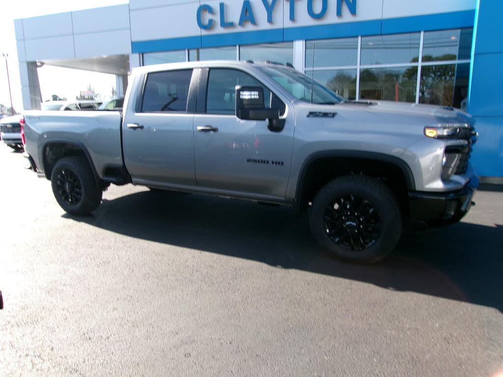 2026 Chevrolet Silverado 2500HD Custom Crew Cab 4WD