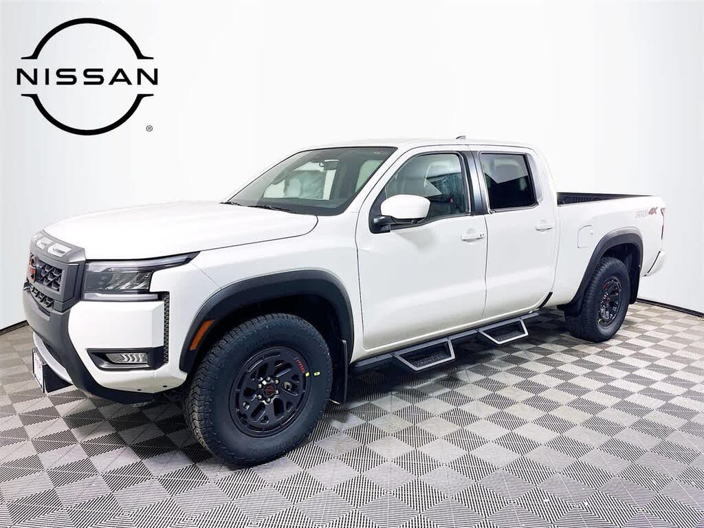 2026 Nissan Frontier PRO-4X Crew Cab LB 4WD