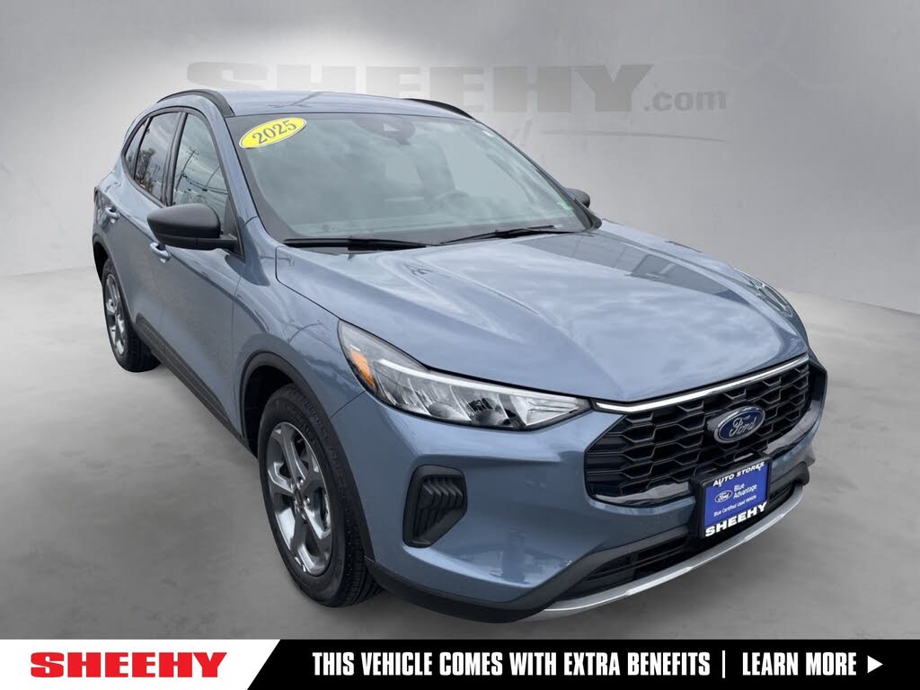 2025 Ford Escape ST-Line FWD