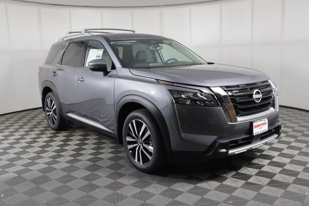2025 Nissan Pathfinder Platinum 4WD