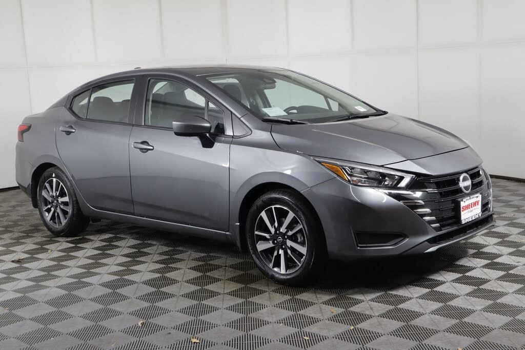 2025 Nissan Versa SV FWD