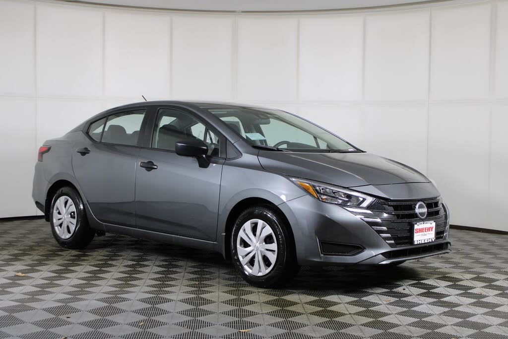 2025 Nissan Versa S FWD