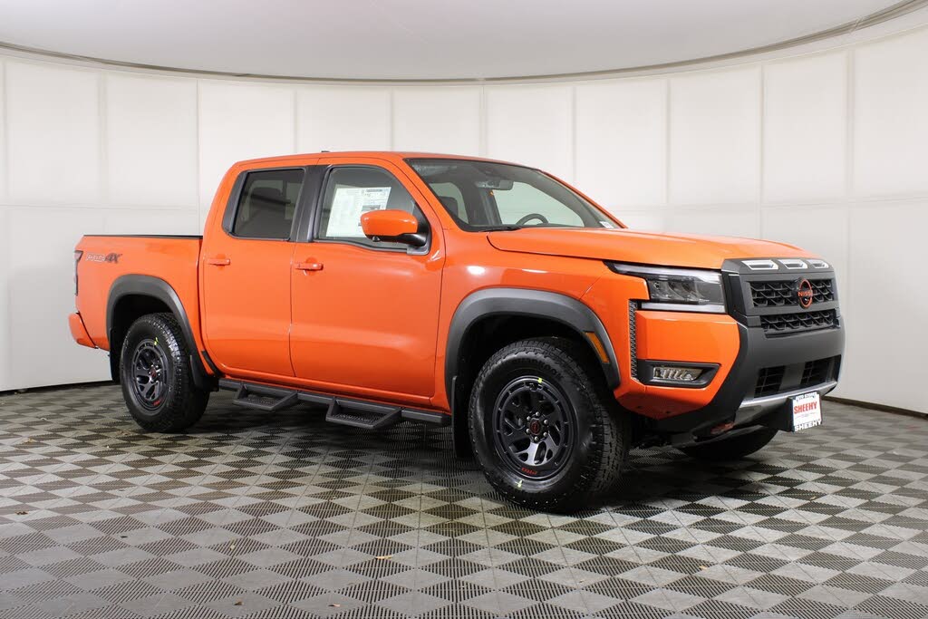2026 Nissan Frontier PRO-4X Crew Cab 4WD
