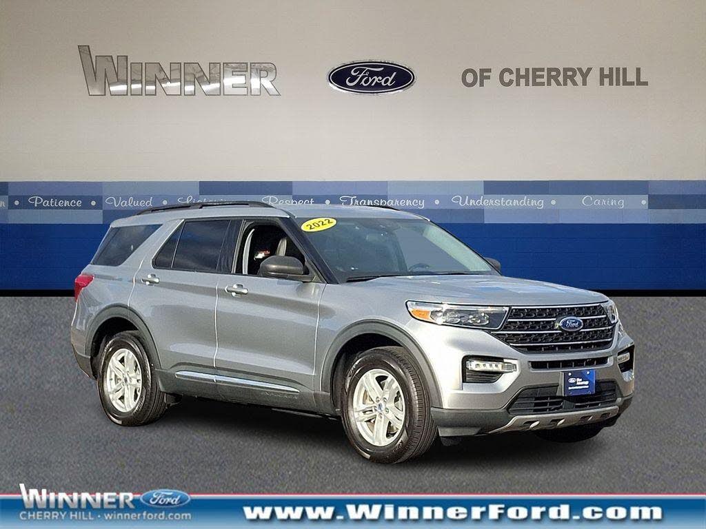 2022 Ford Explorer XLT AWD