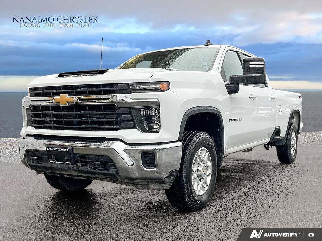 2024 Chevrolet Silverado 3500HD LT Crew Cab 4WD