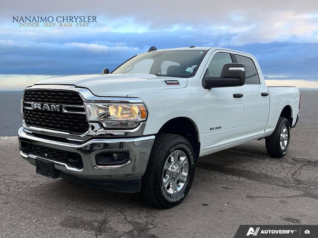 RAM 3500 Big Horn Crew Cab 4WD 2024