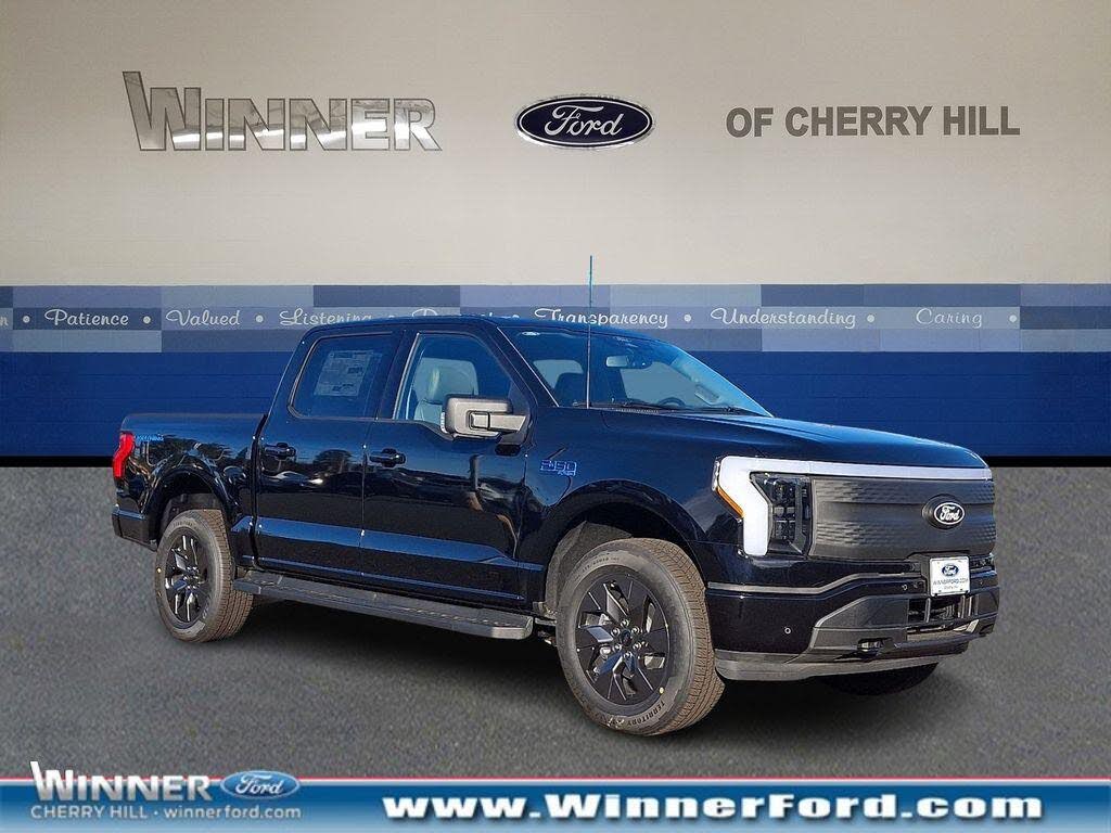 2025 Ford F-150 Lightning Flash SuperCrew AWD
