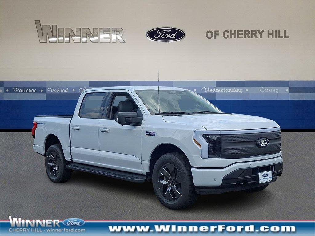 2025 Ford F-150 Lightning Flash SuperCrew AWD
