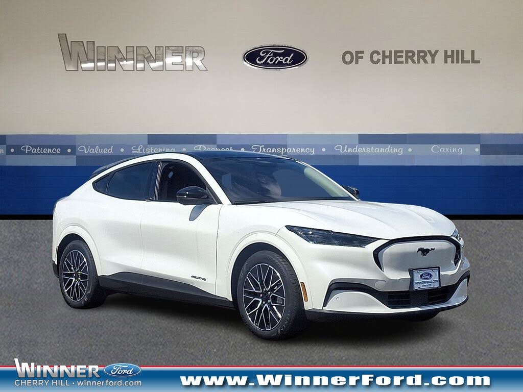 2025 Ford Mustang Mach-E Premium AWD