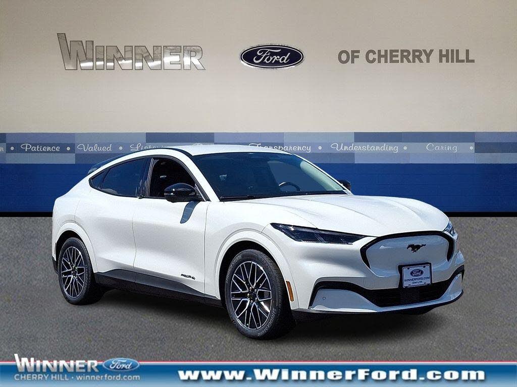 2025 Ford Mustang Mach-E Premium AWD