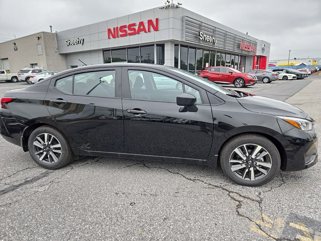 2025 Nissan Versa S FWD