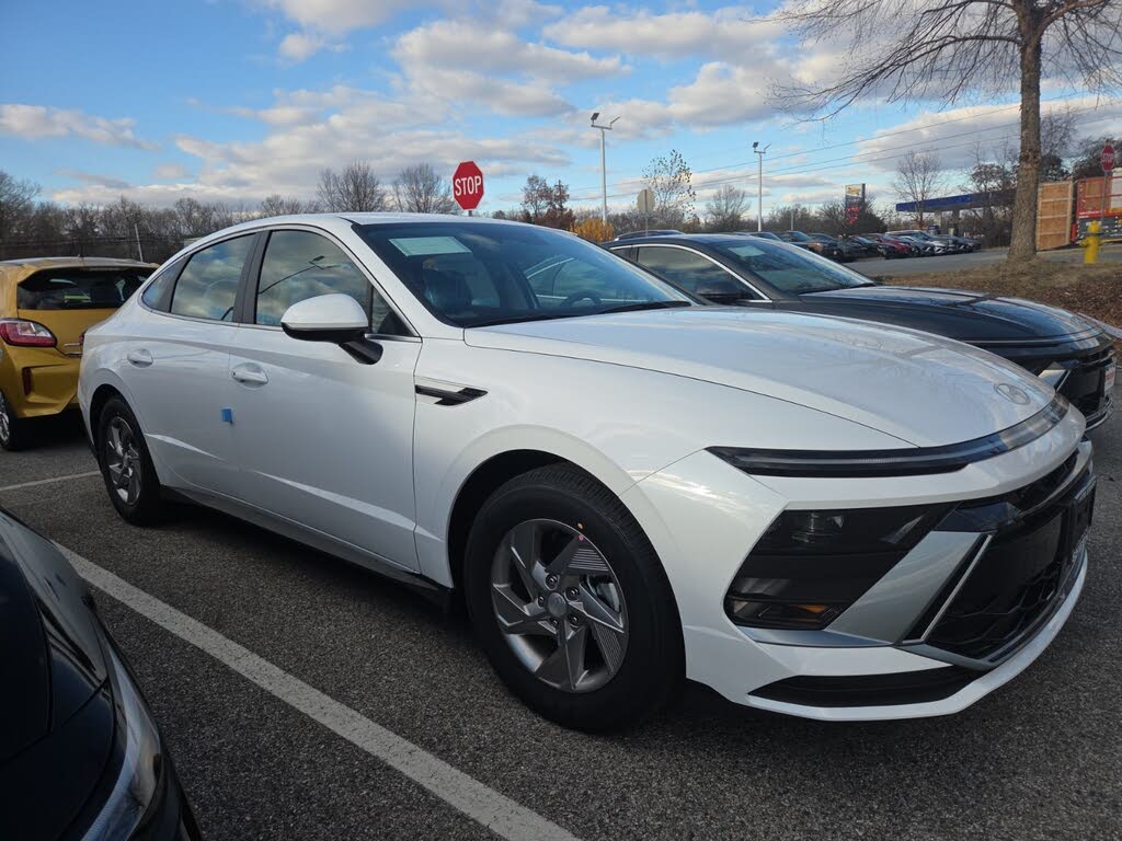 2026 Hyundai Sonata SE FWD