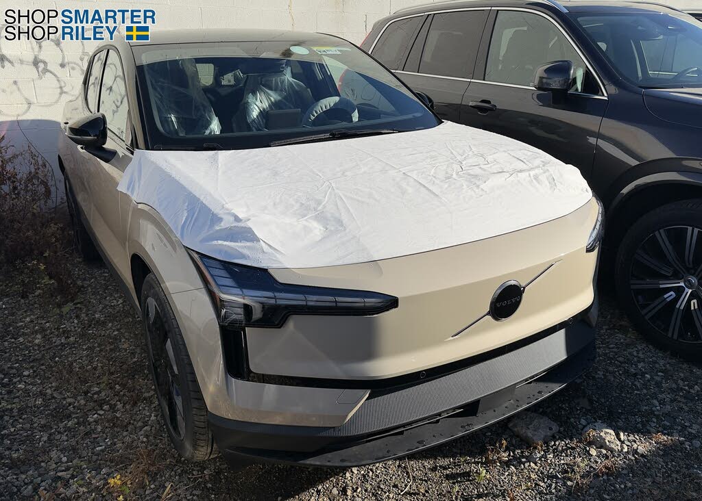 2026 Volvo EX30 Twin Plus eAWD