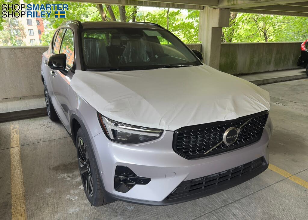 2026 Volvo XC40 B5 Ultra AWD