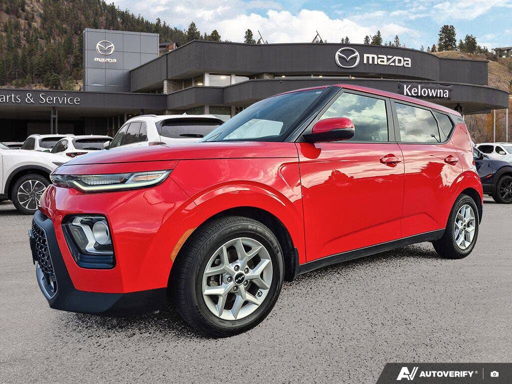 2022 Kia Soul EX FWD