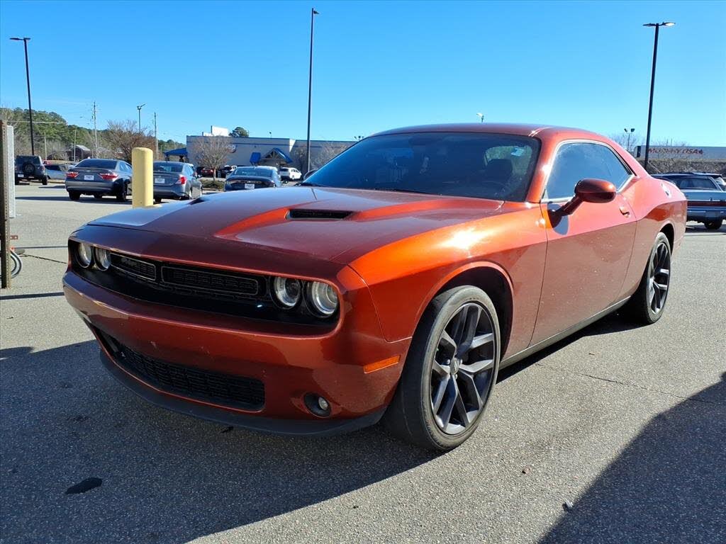 2023 Dodge Challenger SXT RWD