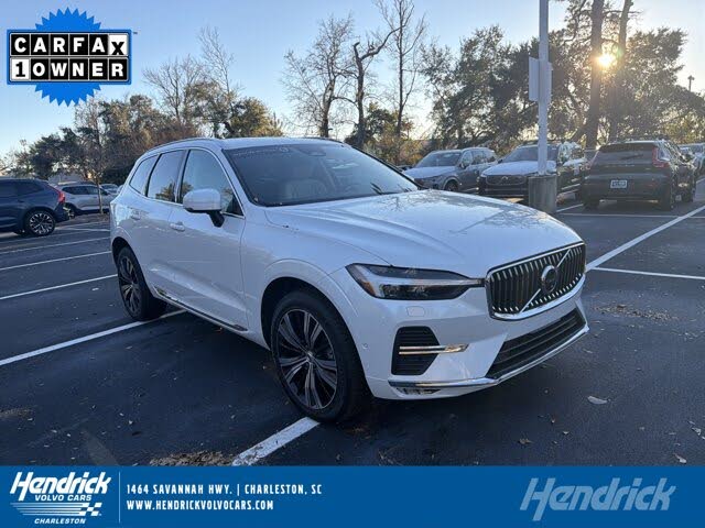 2023 Volvo XC60 B5 Plus Bright Theme AWD