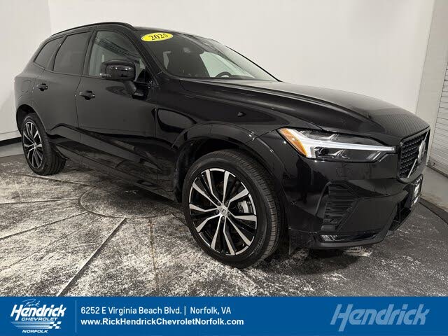 2025 Volvo XC60 B5 Plus Dark Theme AWD