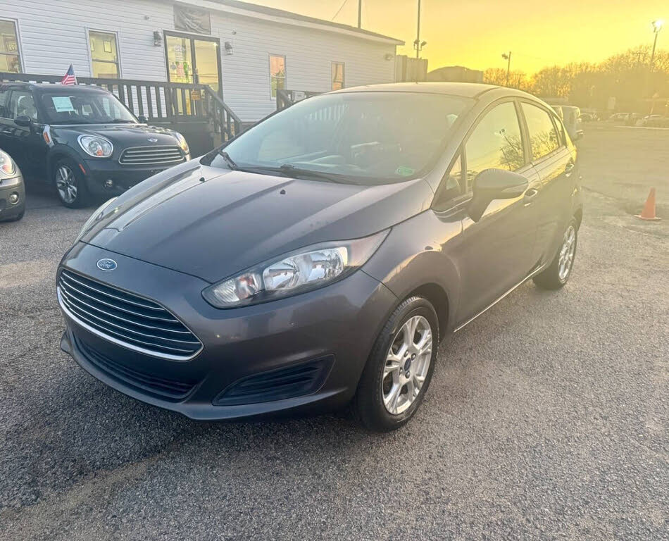 2016 Ford Fiesta SE Hatchback