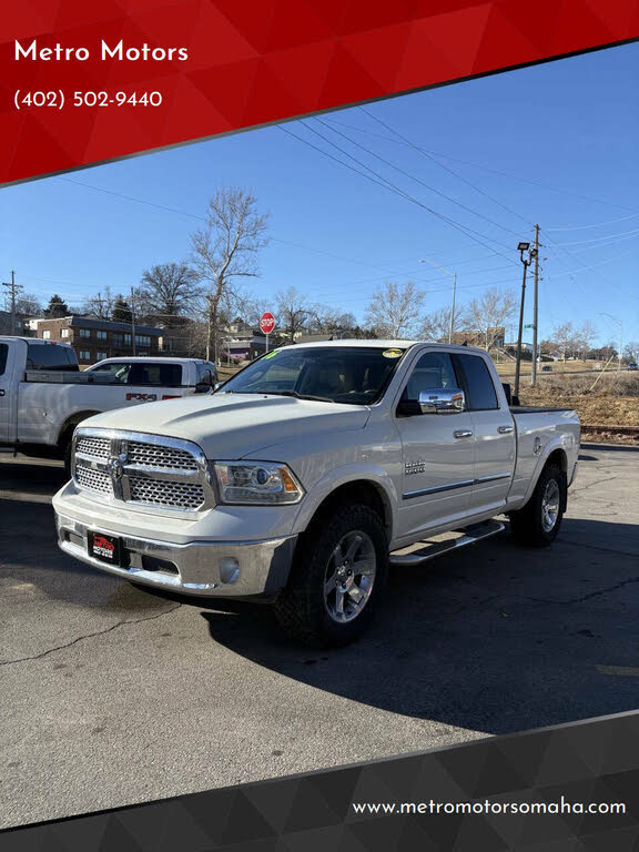 2016 RAM 1500 Laramie Quad Cab 4WD