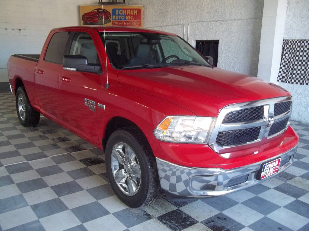 2019 RAM 1500 Classic SLT Crew Cab 4WD
