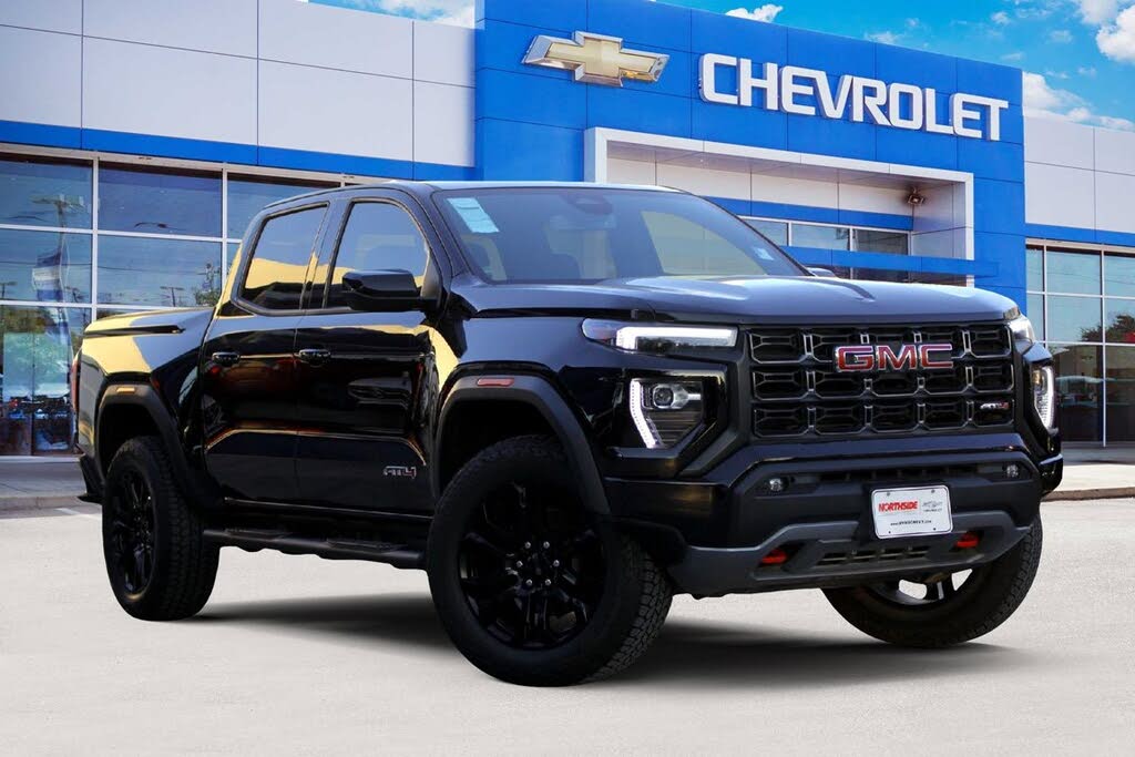 2024 GMC Canyon AT4 Crew Cab 4WD