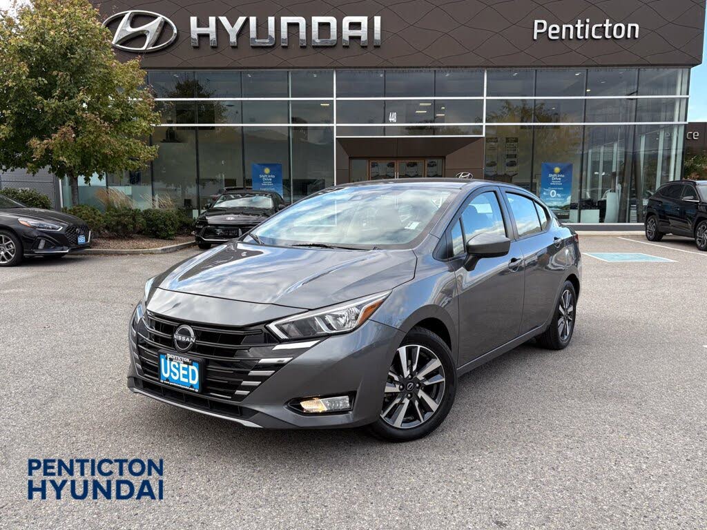 2024 Nissan Versa SV FWD