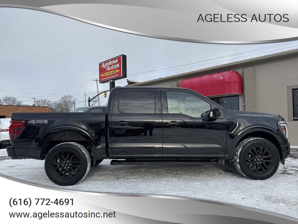 2025 Ford F-150 Lariat SuperCrew 4WD